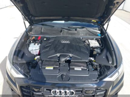 WA1DVAF10MD009962 2021 AUDI