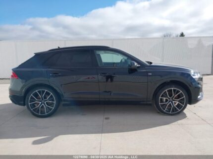 WA1DVAF10MD009962 2021 AUDI