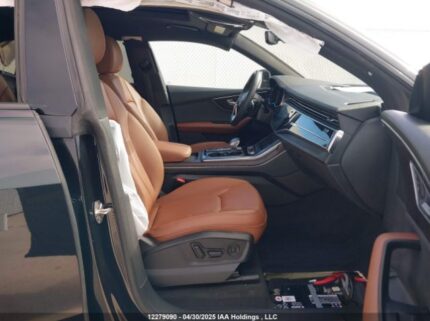 WA1DVAF10MD009962 2021 AUDI