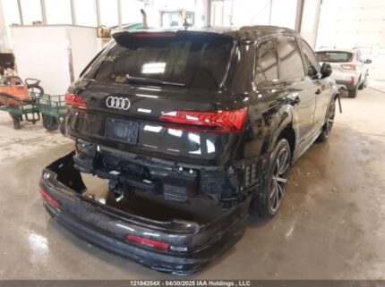 WA1MXBF76ND013598 2022 AUDI