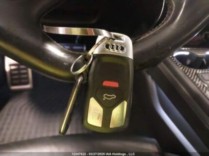 WAUB4CF53JA004523 2018 AUDI