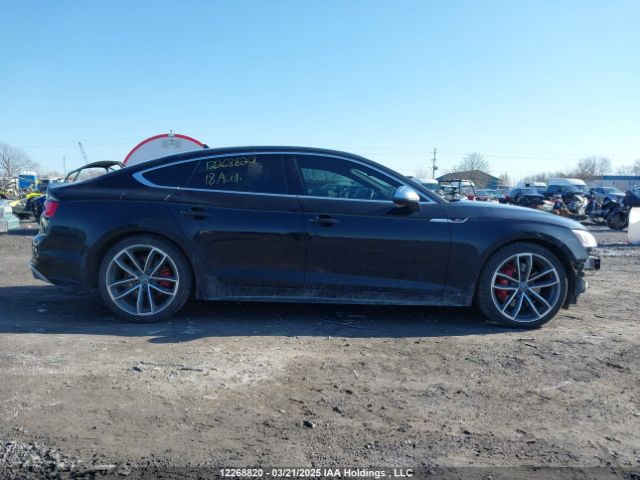 WAUB4CF57JA011135 2018 AUDI