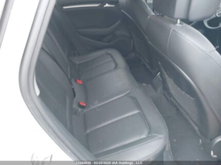 WAUB8GFF0J1068328 2018 AUDI