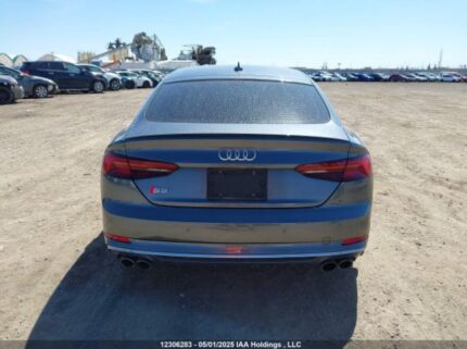 WAUC4CF50JA042571 2018 AUDI