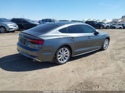 WAUC4CF50JA042571 2018 AUDI
