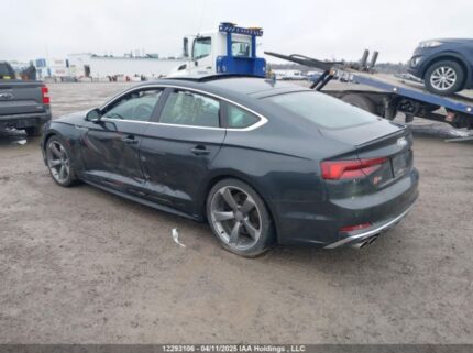 WAUC4CF59JA081854 2018 AUDI