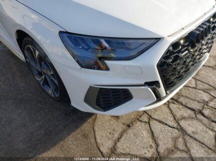 WAULUCGY2NA032137 2022 AUDI