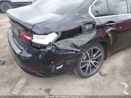 WBA5R7C58KAJ85145 2019 BMW