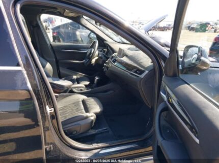 WBXHT3C37J5K25198 2018 BMW