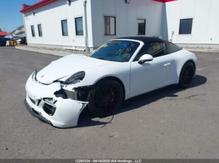 WP0BB2A90JS134783 2018 PORSCHE