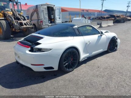 WP0BB2A90JS134783 2018 PORSCHE