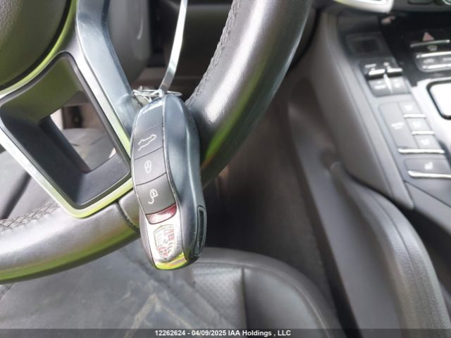 WP1AA2A26GKA14916 2016 PORSCHE