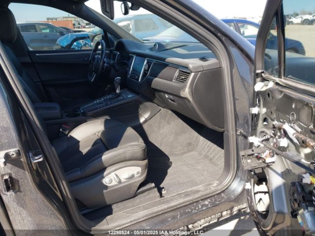 WP1AA2A54JLB23967 2018 PORSCHE