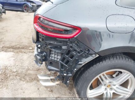 WP1AB2A57JLB35446 2018 PORSCHE