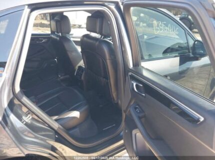 WP1AB2A57JLB35446 2018 PORSCHE