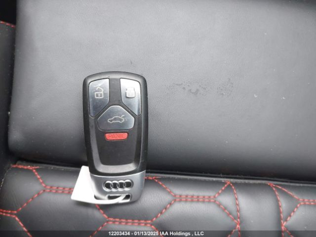 WUARWAF52JA902095 2018 AUDI