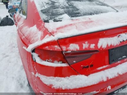 WUARWAF52JA902095 2018 AUDI