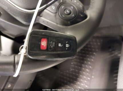 2T3J1RFV6LC125885 2020 TOYOTA