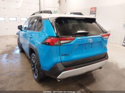 2T3J1RFV6LC125885 2020 TOYOTA