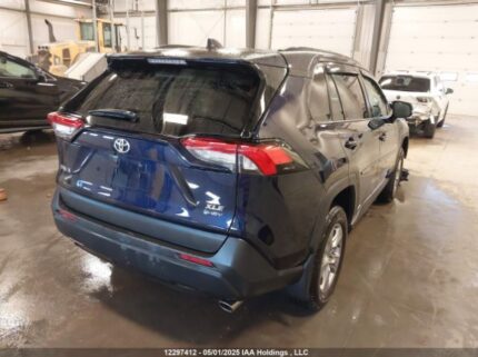 2T3RWRFV7SW259242 2025 TOYOTA