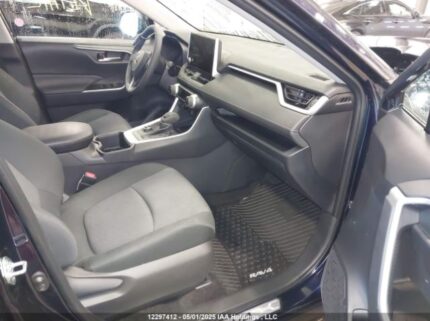 2T3RWRFV7SW259242 2025 TOYOTA