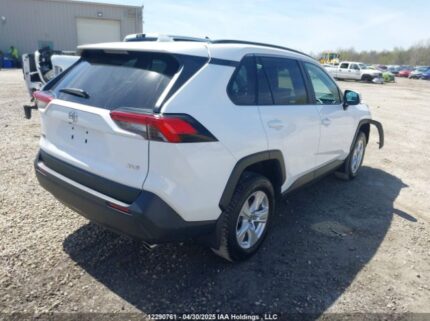 2T3W1RFV7MC153119 2021 TOYOTA