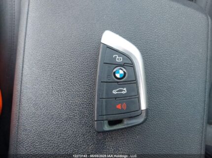 3MW5R7J05M8B65909 2021 BMW