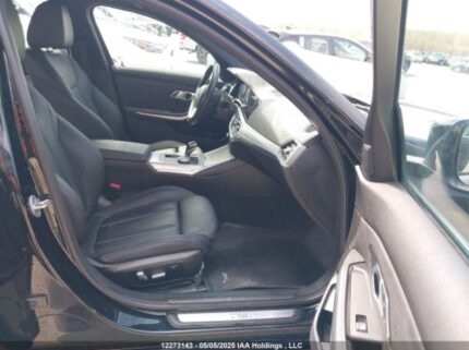 3MW5R7J05M8B65909 2021 BMW