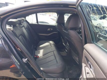 3MW5R7J05M8B65909 2021 BMW