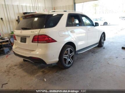 4JGDA6EB6JB065366 2018 MERCEDES-BENZ