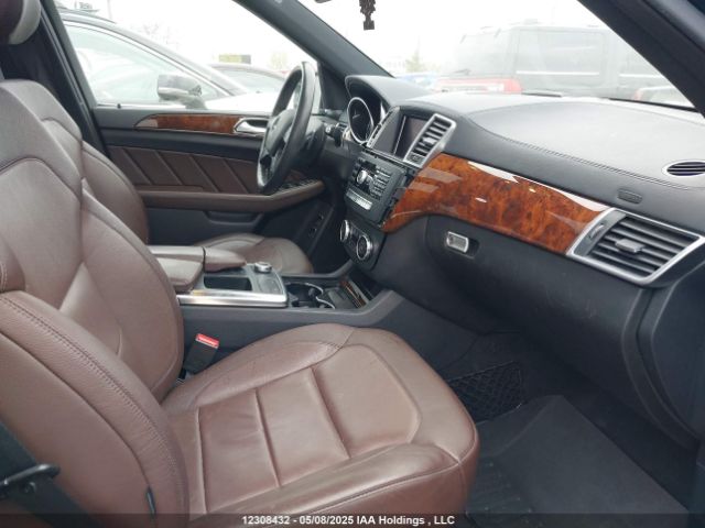 4JGDF2EE6GA649592 2016 MERCEDES-BENZ