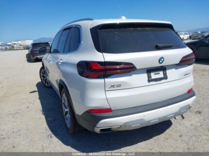 5UX23EU01R9U22289 2024 BMW