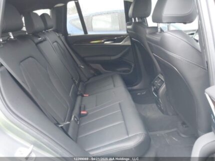 5UX53DP02R9T52241 2024 BMW