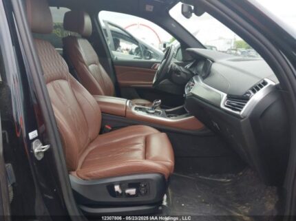 5UXCR6C01LLL75821 2020 BMW