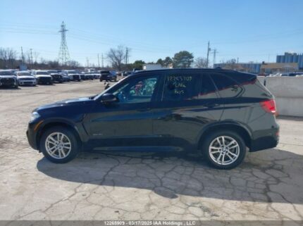 5UXKR0C53JL072086 2018 BMW