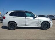 5UXKR0C57J0Y01739 2018 BMW