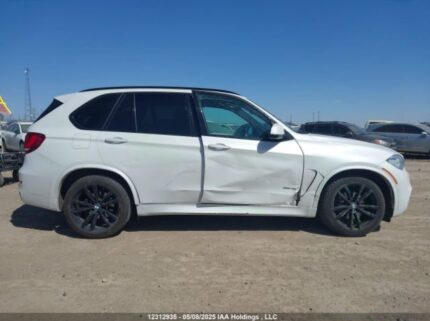 5UXKR0C57J0Y01739 2018 BMW