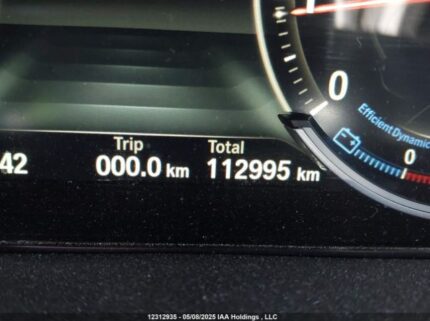 5UXKR0C57J0Y01739 2018 BMW