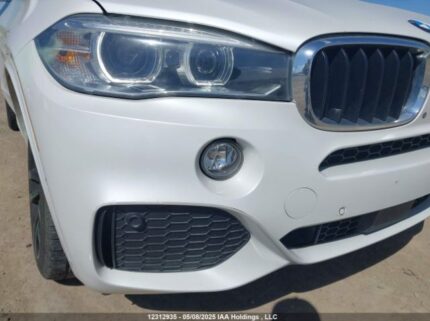 5UXKR0C57J0Y01739 2018 BMW