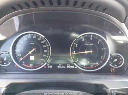 5UXKR0C57J0Y01739 2018 BMW