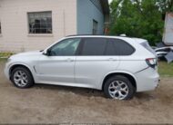 5UXKR0C58G0U11855 2016 BMW