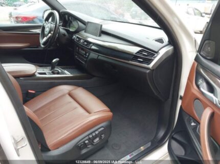5UXKR0C58G0U11855 2016 BMW