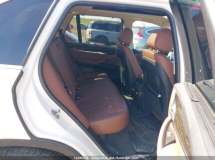 5UXKR0C58H0U51452 2017 BMW