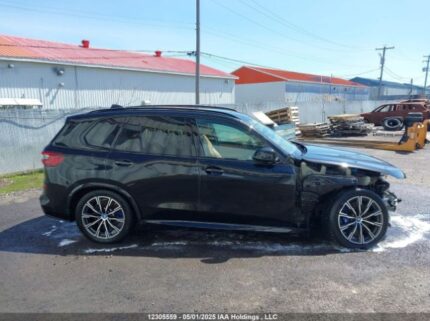 5UXTA6C0XN9N27859 2022 BMW