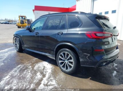 5UXTA6C0XN9N27859 2022 BMW