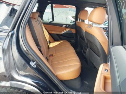 5UXTA6C0XN9N27859 2022 BMW