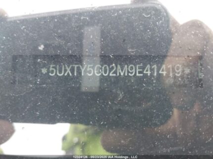 5UXTY5C02M9E41419 2021 BMW