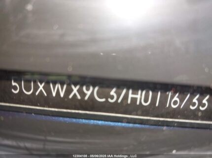 5UXWX9C37H0T16733 2017 BMW