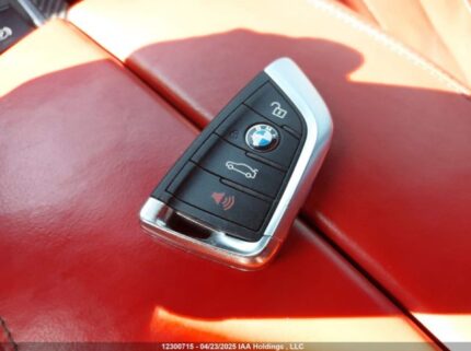 5YMKT6C50G0R78266 2016 BMW