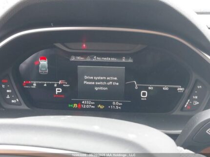 WA1FECF3XR1165960 2024 AUDI